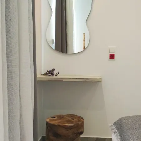 Theodora Luxury Apartment